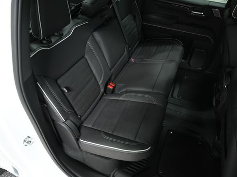 New 2026 GMC Sierra 1500 AT4X image 13