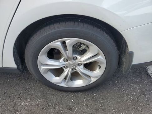 Used 2025 Honda Accord LX image 4