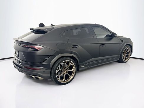 Used 2023 Lamborghini Urus Performante AWD/4WD image 5