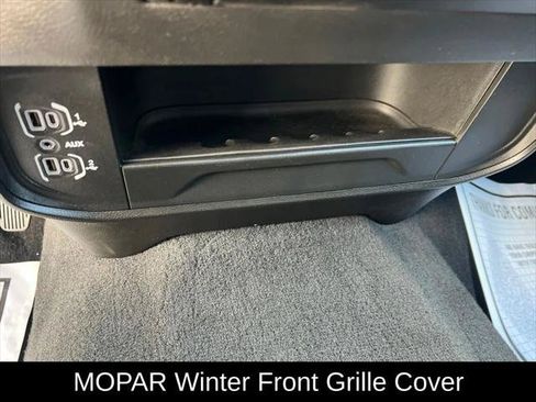 Certified 2025 RAM 2500 Big Horn AWD/4WD image 36