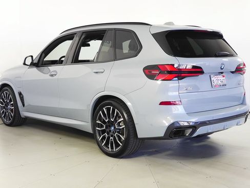 Used 2024 BMW X5 xDrive50e w/ M Sport Package AWD/4WD image 9