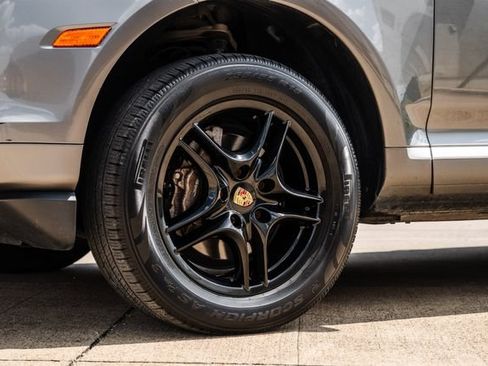 Used 2008 Porsche Cayenne AWD/4WD image 34