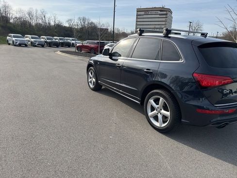 Used 2017 Audi Q5 2.0T Premium Plus w/ Technology Package image 6
