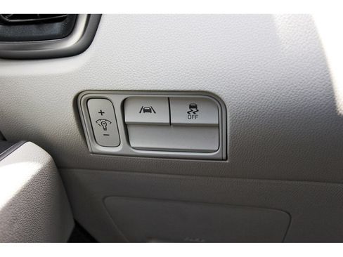 Used 2023 Kia Sorento S w/ Panoramic Sunroof Package AWD/4WD image 23