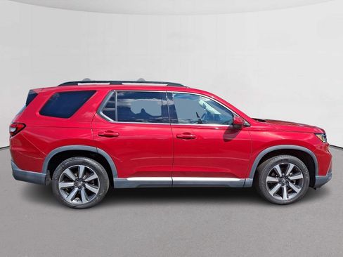 Certified 2023 Honda Pilot Touring image 12