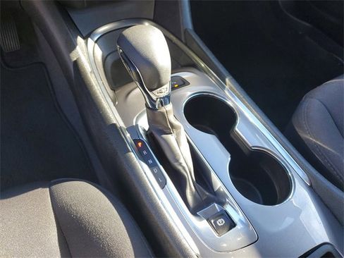 Used 2024 Chevrolet Malibu LT image 28