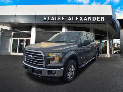 Used 2017 Ford F150 XLT w/ Equipment Group 302A Luxury AWD/4WD image 8
