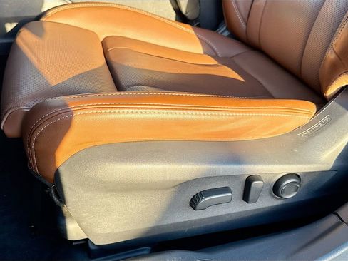 Used 2021 Subaru Outback Touring w/ Popular Package #2 image 23