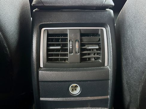 Used 2017 BMW 330i Sedan image 16