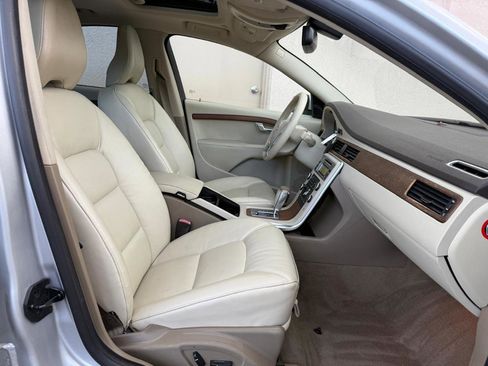 Used 2010 Volvo S80 3.2 image 26