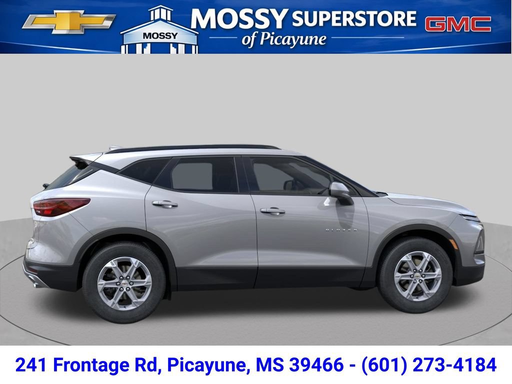 New 2026 Chevrolet Blazer LT w/ Convenience Package FWD image 5