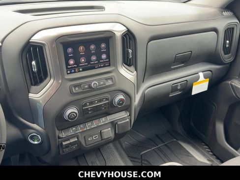 New 2026 Chevrolet Silverado 1500 Custom w/ LPO, Dark Essentials Package AWD/4WD image 18