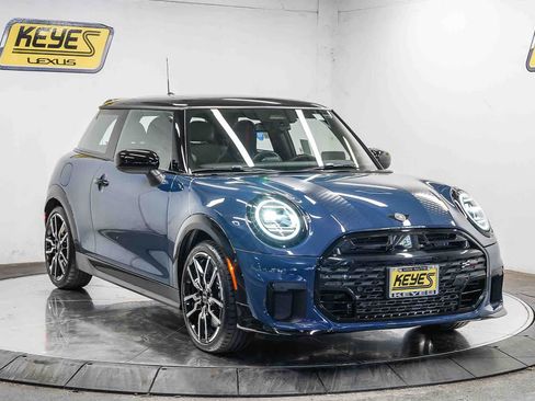 Used 2026 MINI Cooper S FWD image 5