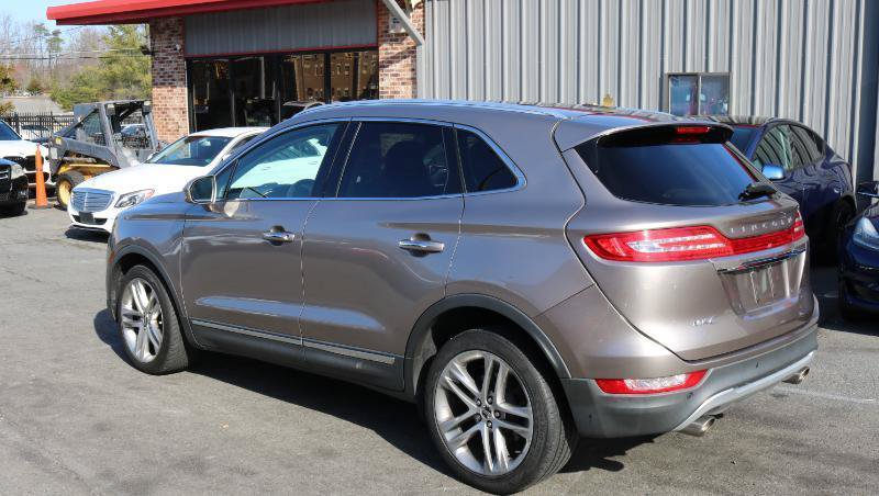 Used 2019 Lincoln MKC Reserve w/ MKC Climate Package AWD/4WD image 6