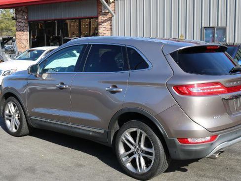 Used 2019 Lincoln MKC Reserve w/ MKC Climate Package image 6