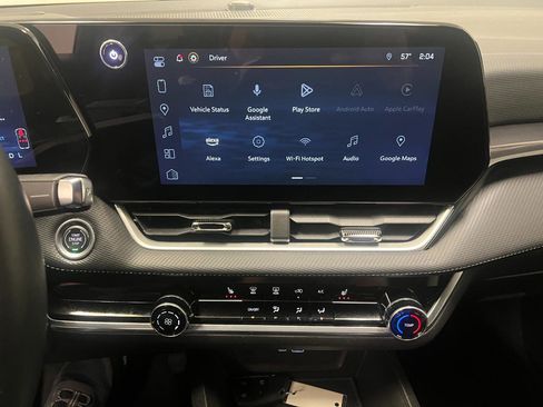 Used 2025 Chevrolet Equinox LT FWD image 41