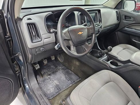 Used 2018 Chevrolet Colorado W/T image 30