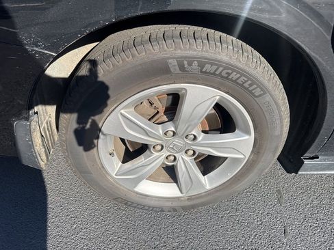 Used 2018 Honda Odyssey EX-L image 19