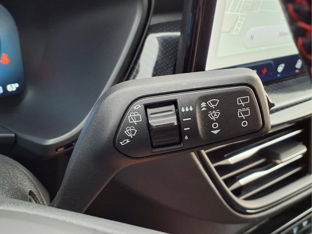 Used 2023 Ford Escape ST-Line Elite w/ Premium Technology Package AWD/4WD image 22