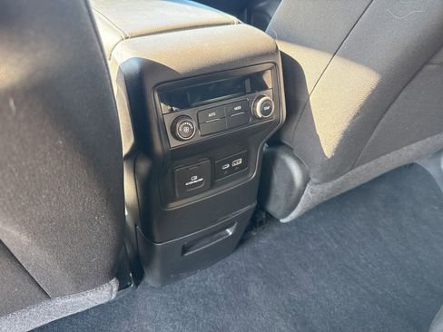 Used 2022 GMC Acadia SLE w/ Driver Convenience Package image 35