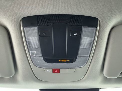 Used 2025 Kia Sportage EX image 25