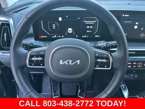 Used 2025 Kia Sorento SX FWD image 18