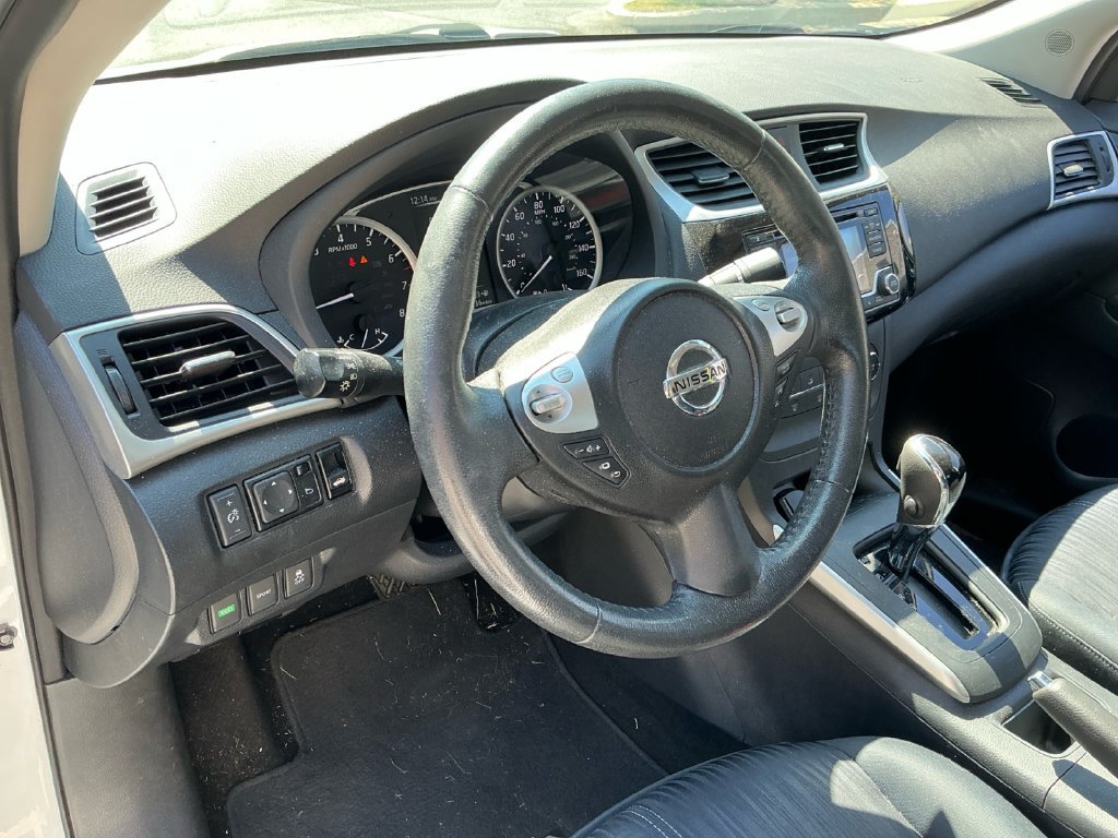 Used 2017 Nissan Sentra SV FWD image 31