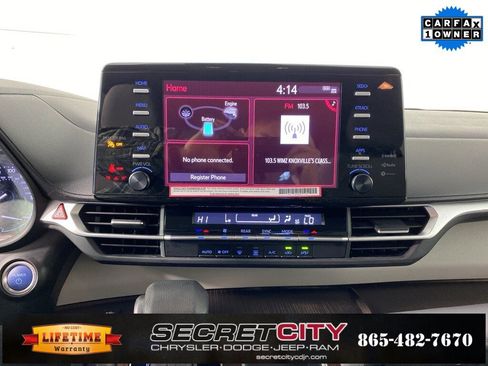 Used 2024 Toyota Sienna LE image 20