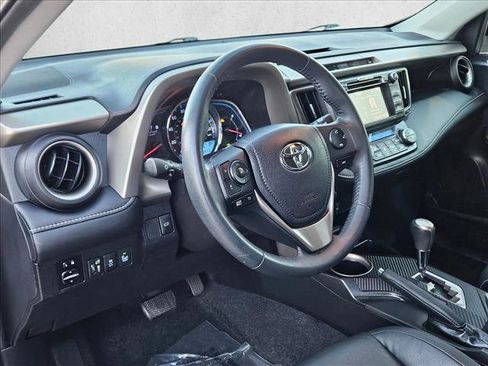 Used 2014 Toyota RAV4 Limited image 10