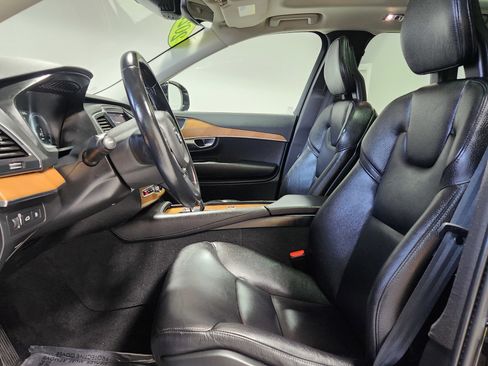 Used 2022 Volvo XC90 T8 Inscription Expression image 11