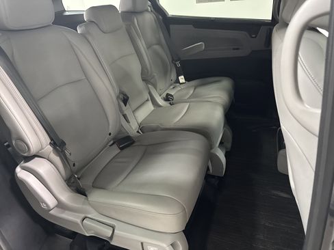 Used 2024 Honda Odyssey EX-L image 39