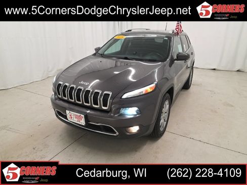 Used 2018 Jeep Cherokee Limited AWD/4WD image 1
