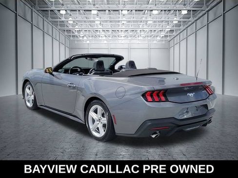 Used 2026 Ford Mustang Premium RWD image 3