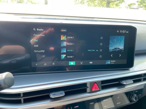 Used 2025 Kia Sorento LX image 42