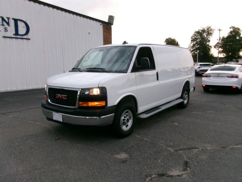 Used 2025 GMC Savana 2500 w/ Driver Convenience Package RWD image 13