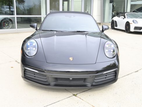 Used 2024 Porsche 911 Targa 4S image 2