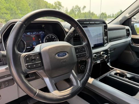 Used 2022 Ford F150 XLT w/ Equipment Group 302A High AWD/4WD image 6
