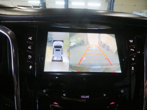 Used 2015 Cadillac Escalade Platinum AWD/4WD image 42