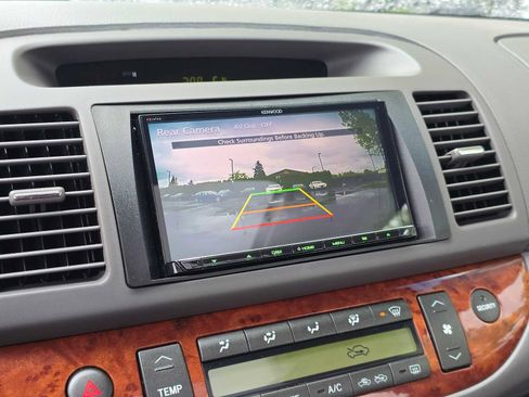 Used 2002 Toyota Camry XLE image 29