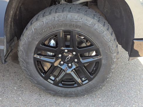 Certified 2024 Chevrolet Silverado 1500 LT Trail Boss w/ Convenience Package II AWD/4WD image 5