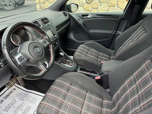 Used 2012 Volkswagen Golf 4-Door FWD image 25