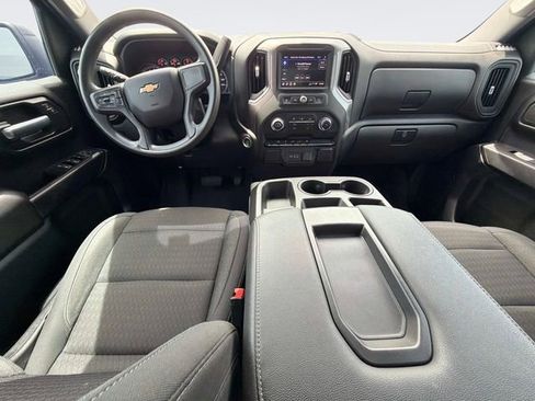 Used 2022 Chevrolet Silverado 1500 Custom AWD/4WD image 17