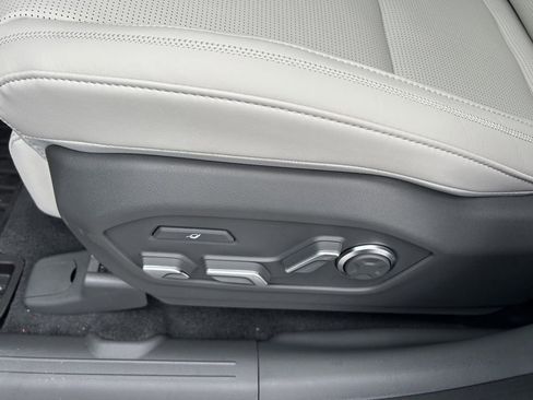 New 2026 Hyundai Santa Fe Calligraphy FWD image 22
