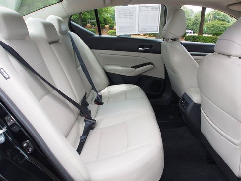 Used 2023 Nissan Altima 2.5 SL AWD/4WD image 14