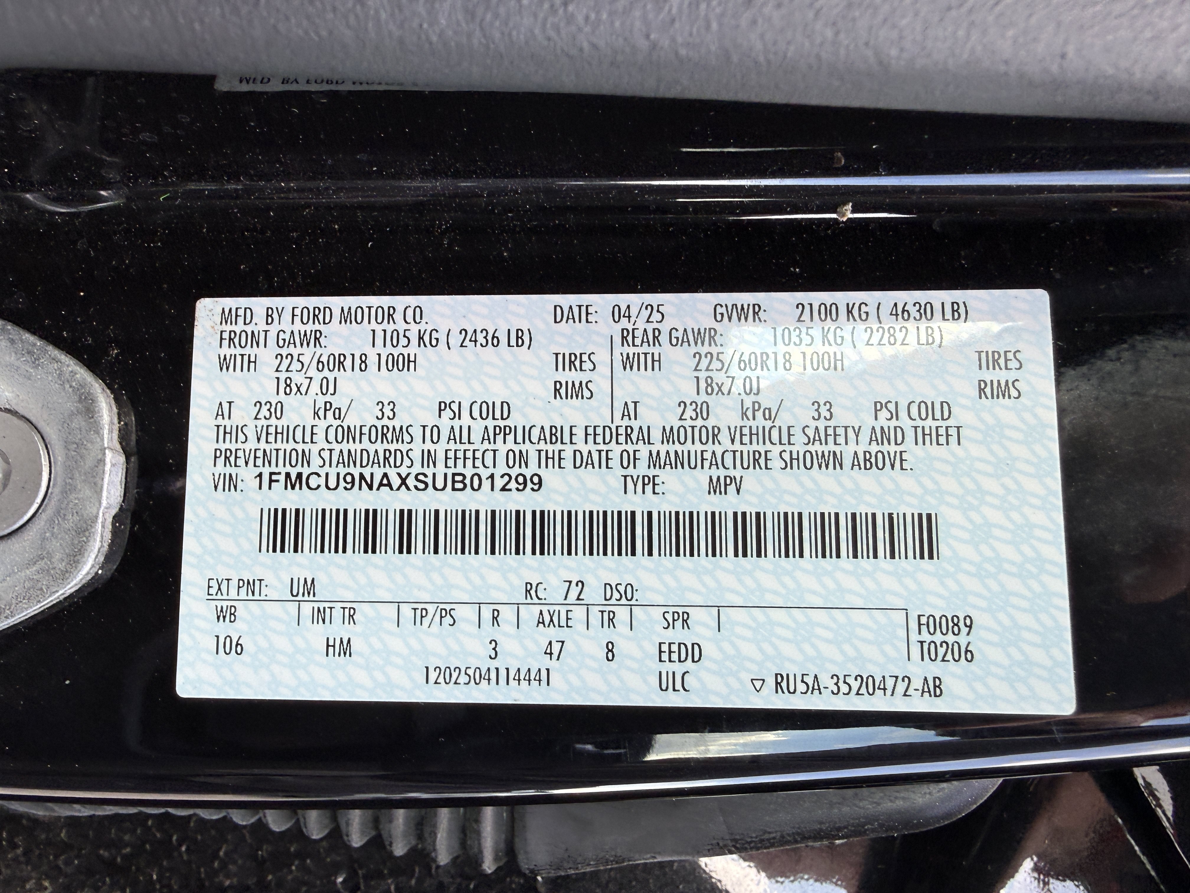 Used 2025 Ford Escape ST-Line Select AWD/4WD image 5