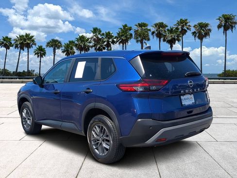 Used 2023 Nissan Rogue S FWD image 5