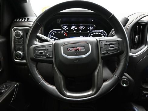 Used 2021 GMC Sierra 1500 AT4 w/ AT4 Preferred Package AWD/4WD image 16