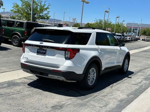 New 2026 Ford Explorer Active w/ Active Comfort Package RWD image 7