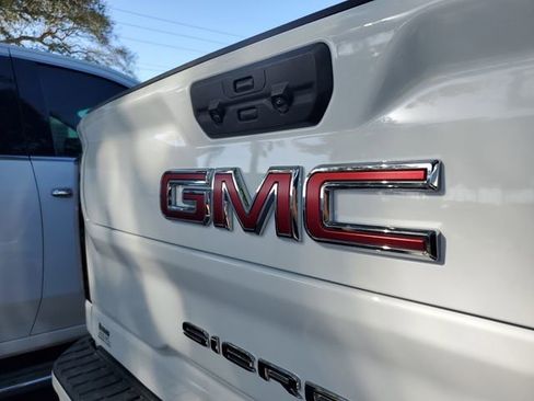 Used 2024 GMC Sierra 2500 AT4 w/ AT4 Premium Plus Package image 6