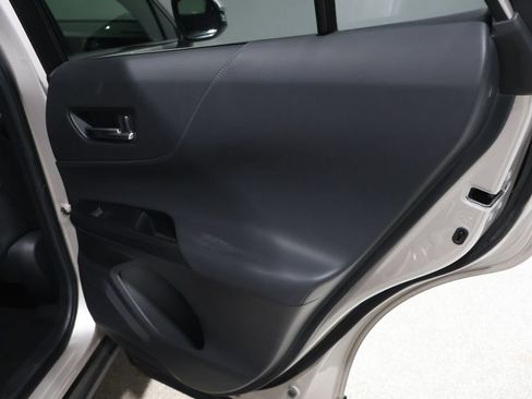 Certified 2021 Toyota Venza Limited image 24